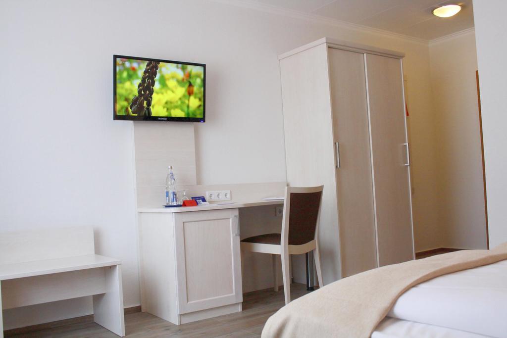 Hotel Am Quellberg Реклингхаузен Стая снимка